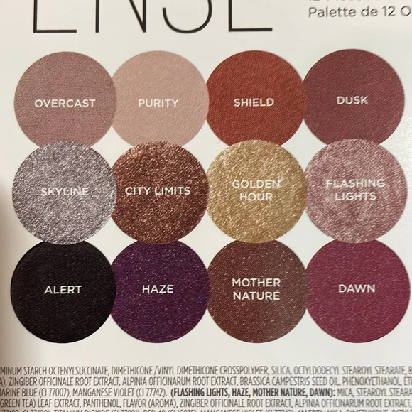 New in box Pur defense anti pollution eyeshadow palette - Picture 4 of 11